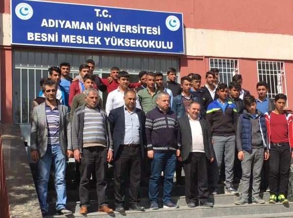 Besni Meslek Yuksek Okulu Bir Grup Ogrenci Tarafindan Ziyaret Edildi Besni Osman Isot Mesleki Ve Teknik Anadolu Lisesi